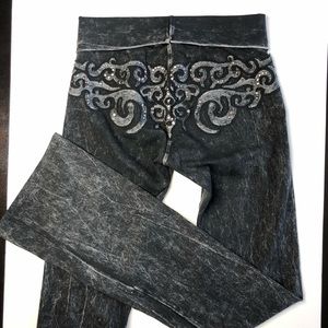 Black mineral wash yoga pants